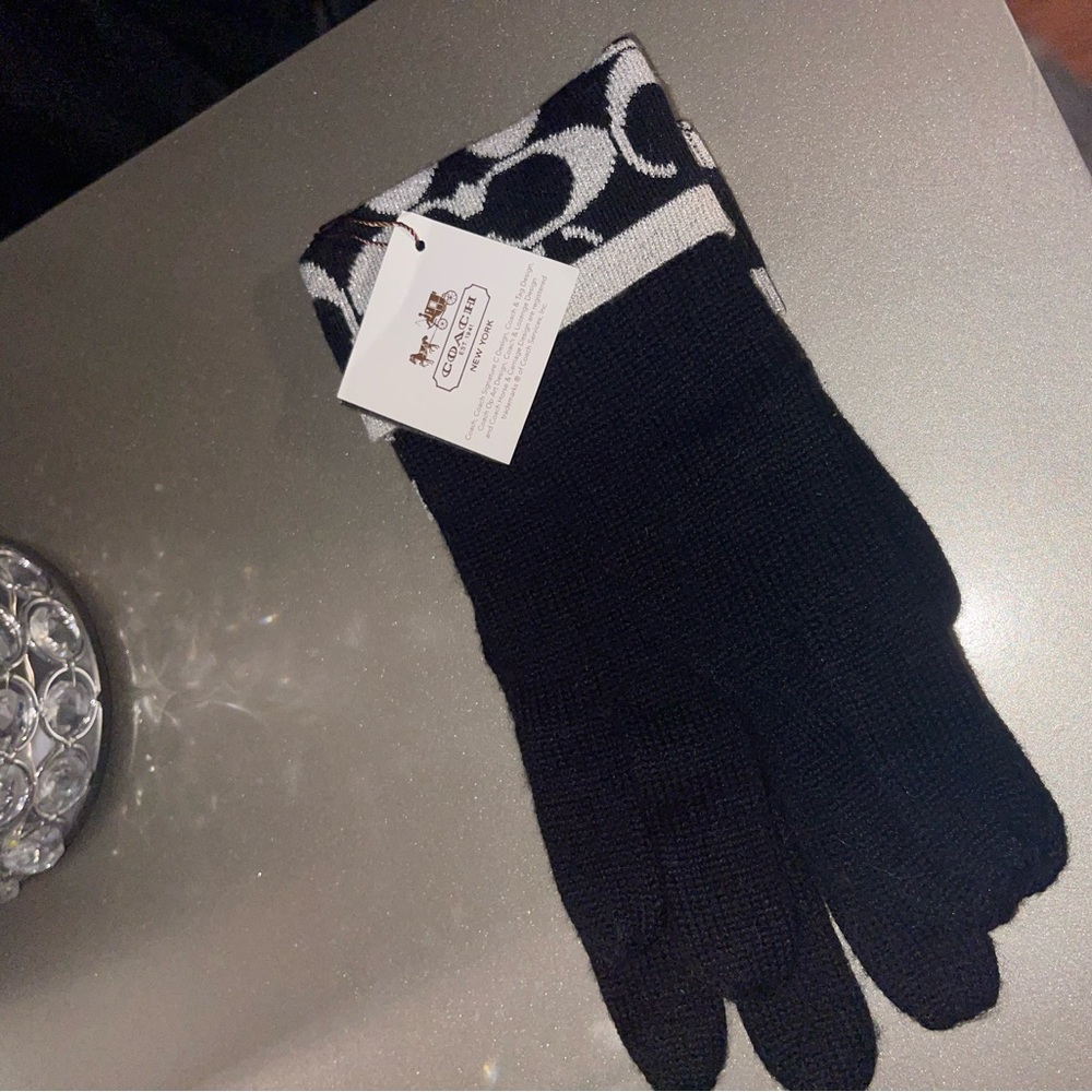 Authentic Coach Gloves - Picture 2 of 5